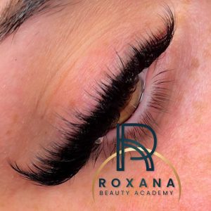 Roxana Beauty Academy 8593CE89 4707 4CF9 A2A6 A268E618EDF2